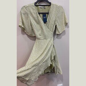 Abercrombie & Fitch Elegant Green Wrap Dress